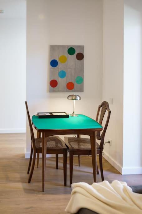 Charm With Patio Apartamento